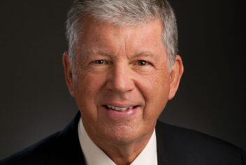 Larry Bacon