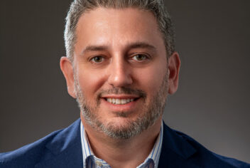 Dan Shur