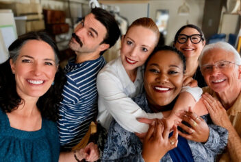 A troupe of actors.